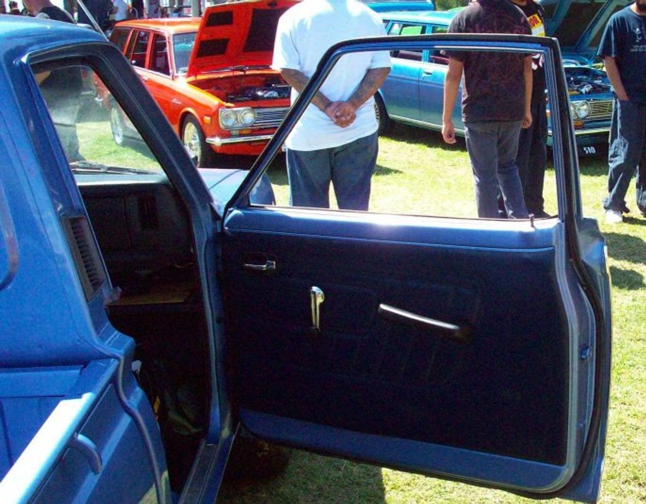 Datsun 720 Pick Up Door Seal 1980-1986 - RH Passenger
