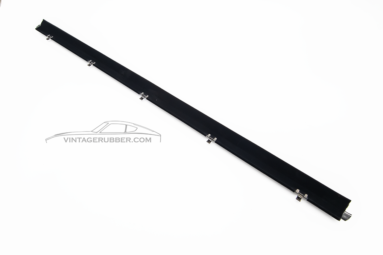 S10/S15 Outer Window Beltline Molding RH Passenger