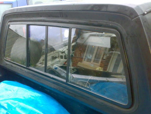 Caddy Pickup Rear Window Seal CAL Style