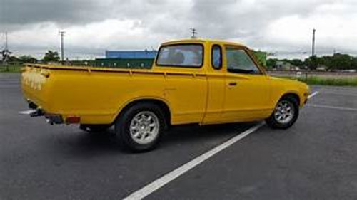 Datsun 620 King Cab - Rear Glass Seal Cal Style