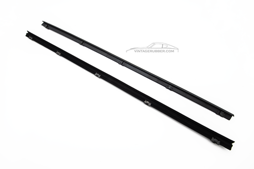 Datsun 720 Window Scraper/Belt Molding Kit Long
