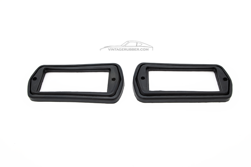 Datsun 510 Front Fender Marker Gasket Kit Datsun 510 Front Fender Marker Gasket Kit