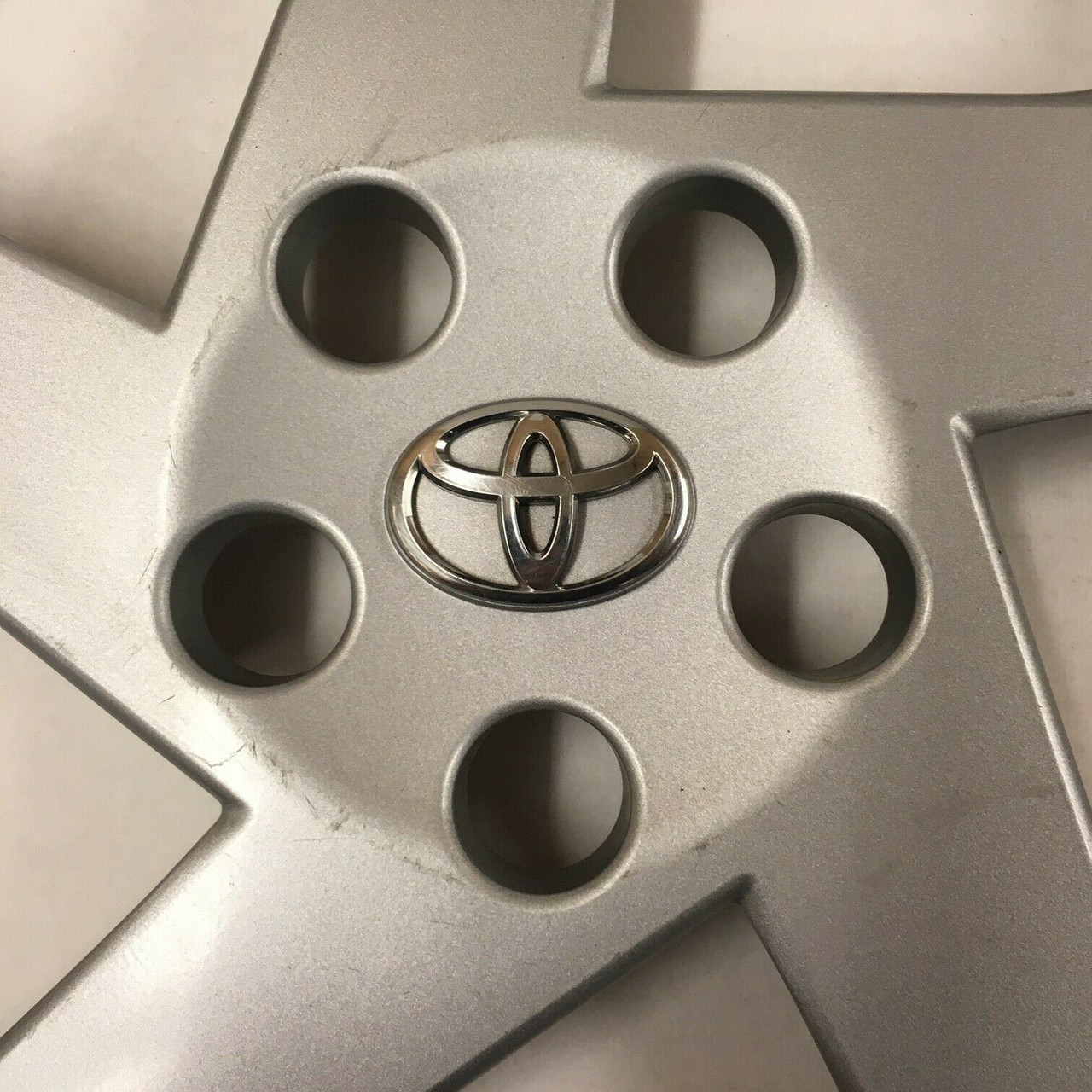 2010 2011 Toyota Prius Hubcaps Wheel Covers OEM Factory 15'' Car & Truck Parts Wheels, Tires