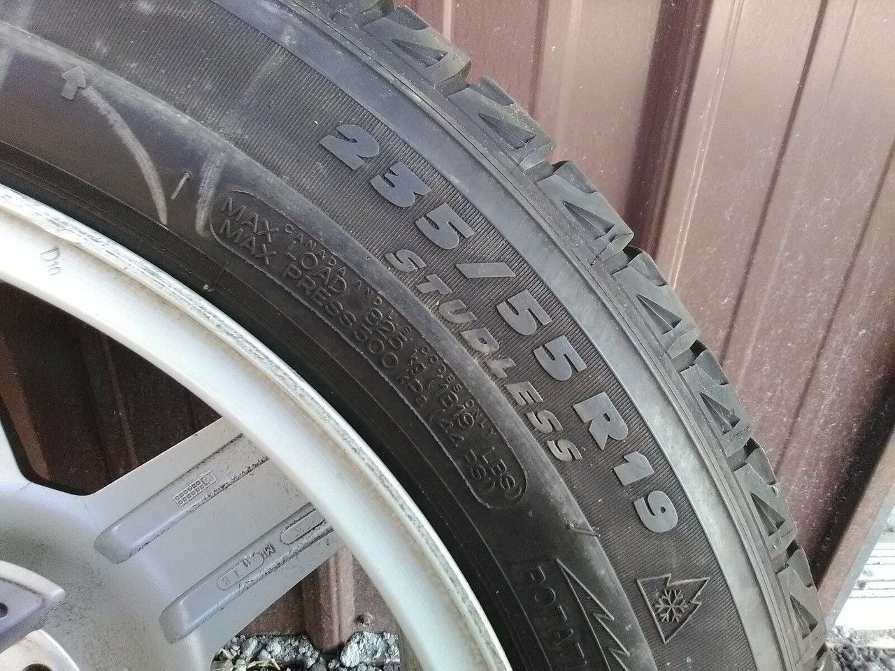 235/55R19 MICHELIN LATITUDE Sport 3 ミシュラン ラティチュード スポーツ スリー OE 235/55R19 101Y  MO1 1本 :23555r19mo1-latiudesport3suvoe-mi:矢東タイヤ - 通販 - Yahoo!ショッピング -  車、バイク、自転車