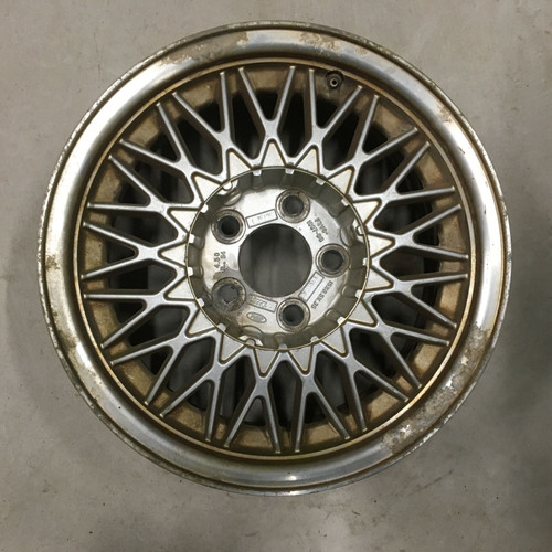 (1991) Ford CROWN VICTORIA 15x6.5 5x4.5 5x114.3 Aluminum Alloy Silver 34 Diamond