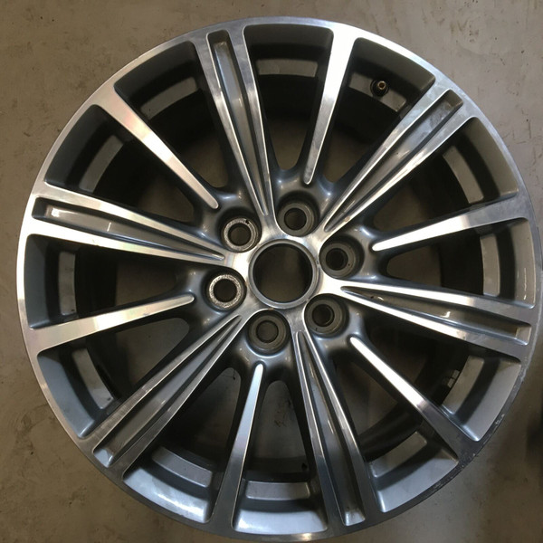 2017-2019 Cadillac XT5 18x8 6x120 Machined with Grey 4798 23101924