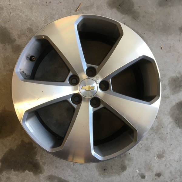 2011-2012 Chevrolet Cruze Wheel 17x7 5x105 5475