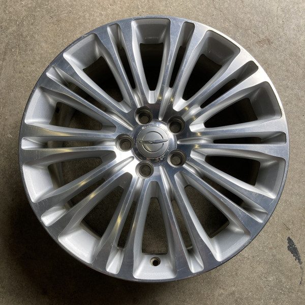 2011 - 2014 Chrysler 300 AWD 19'' OEM 10 Split Spoke Wheel 19x7.5 5x115 2419 (B)
