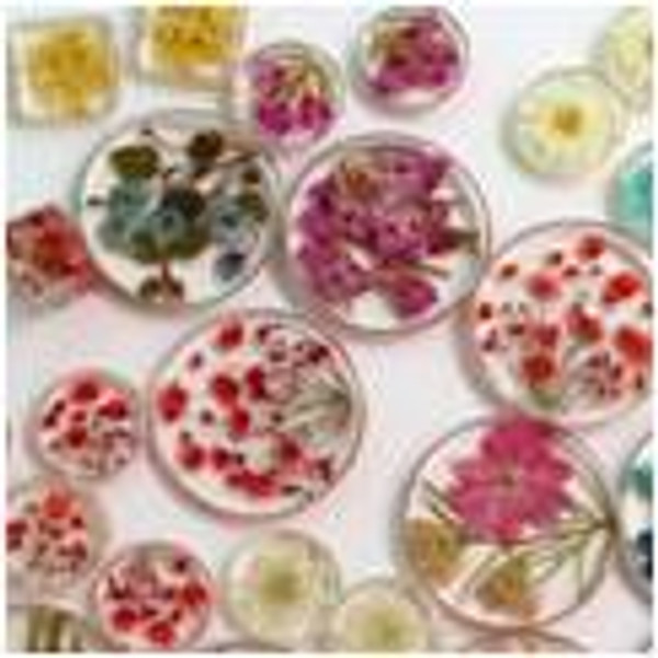 Resin Jewellery Making