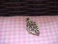 Leaf Charm (Antique Bronze)