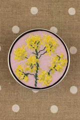 Sajou Cross Stitch Kit - Dyer's Woad - Box to Embroider