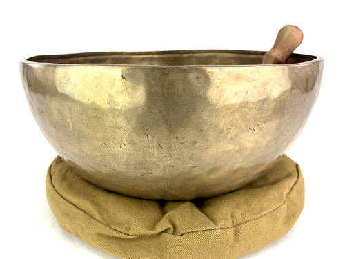 13.25" F/C Note Himalayan Singing Bowl #f32800221