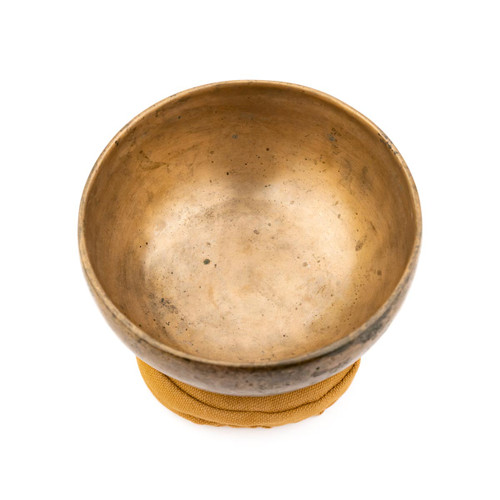 5.25" G#/D Note Antique Himalayan Singing Bowl #g4851225