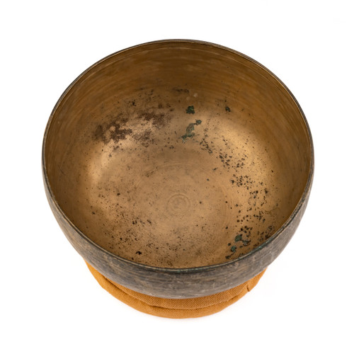 7" F#/C Note Antique Himalayan Singing Bowl #f8600126