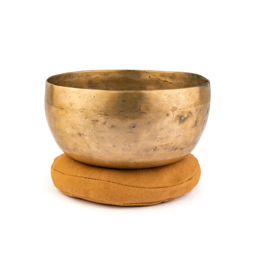 6.75" G#/D Note Antique Himalayan Singing Bowl #g6050126