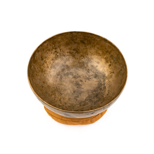 7.75" C#/G# Note Antique Himalayan Singing Bowl #g7950126