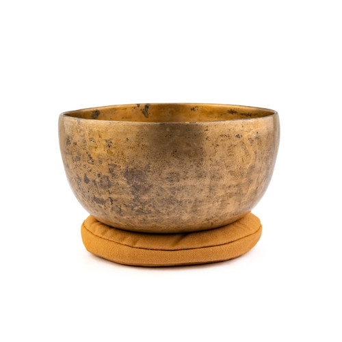 7.75" F#/C# Note Antique Himalayan Singing Bowl #f9000126
