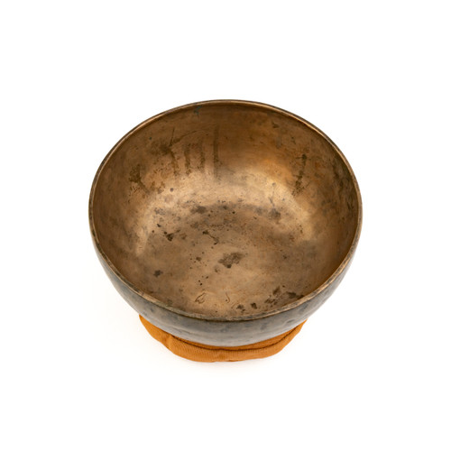 8.5" D/A Note Antique Himalayan Singing Bowl #d10600226