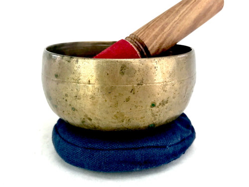 4.25" A#/E Note Antique Himalayan Singing Bowl #a2760221
