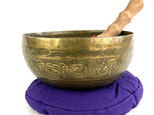 7.5" E/B Note Golden Tara Etched Himalayan Singing Bowl #e8401221