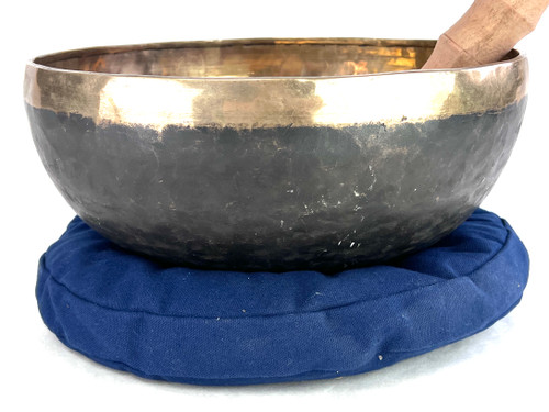 12.25" F#/C# Note Black Bottom Himalayan Singing Bowl #f27771022