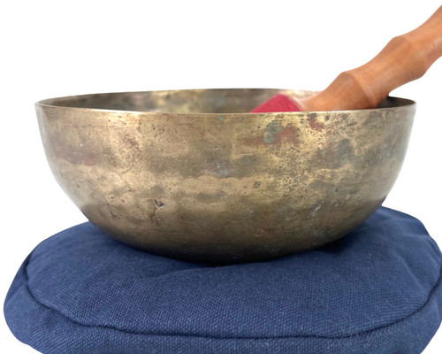 7" D#/G# Note Antique Himalayan Singing Bowl #d6700623