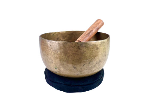 6.75" G#/C# Note Antique Himalayan Singing Bowl #g7151023