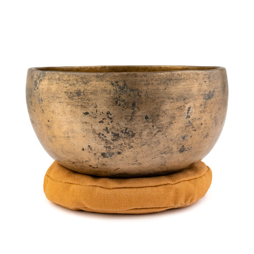 7.5" D/A Note Antique Himalayan Singing Bowl #d10600126