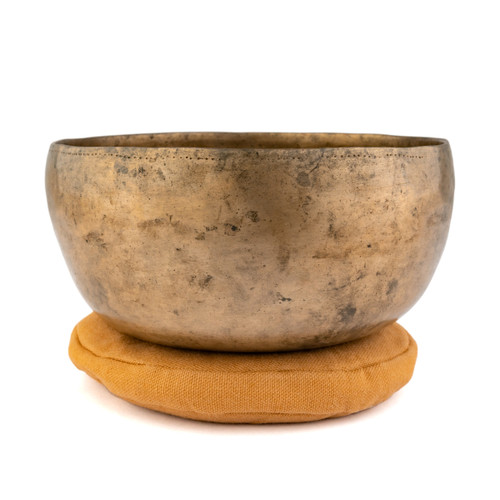 7.25" G#/D Note Antique Himalayan Singing Bowl #g8000126