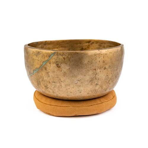 8.75" C#/G# Note Antique Himalayan Singing Bowl #c14700226