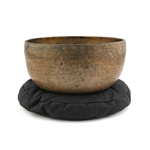 9" E/B Note Antique Himalayan Singing Bowl #e14400226