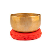 7.25" E/A Note Himalayan Singing Bowl #e11801025
