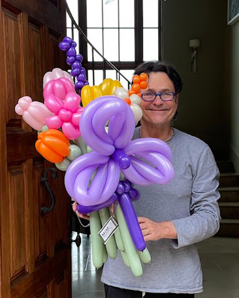 Balloon Trillium Flower Bouquet