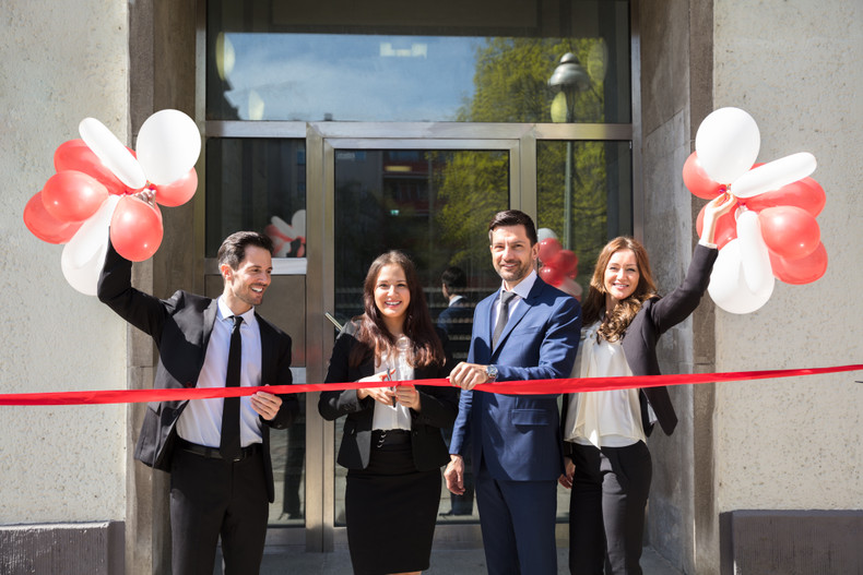 How Custom Balloon Decor Options Enhance Your Corporate Events in Seattle