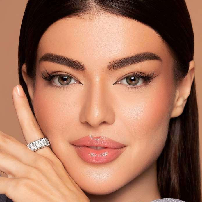 Bella Pine Green Daily Colored Contact Lenses