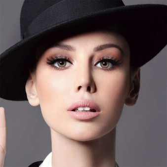 Diva Moon Monthly - One Box Two Lenses