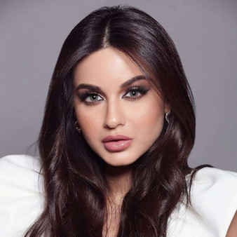 Diva Gris Monthly - One Box Two Lenses