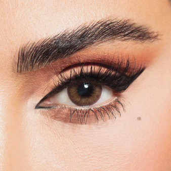 Diva Beton by Huda Kattan Monthly - One Box Two Lenses