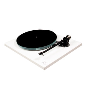 Angled view of the Rega Planar 6 Turntable in White with the Nd7 Cartridge