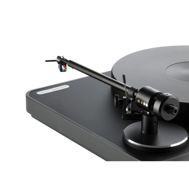 Clearaudio Concept Signature Turntable with Tracer Black Carbon Fiber Tonearm - Black