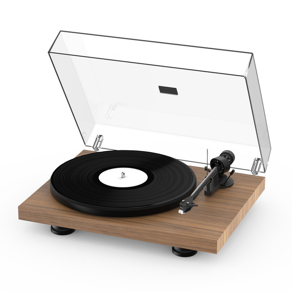 Full display of Pro-Ject Debut Carbon EVO Turntable