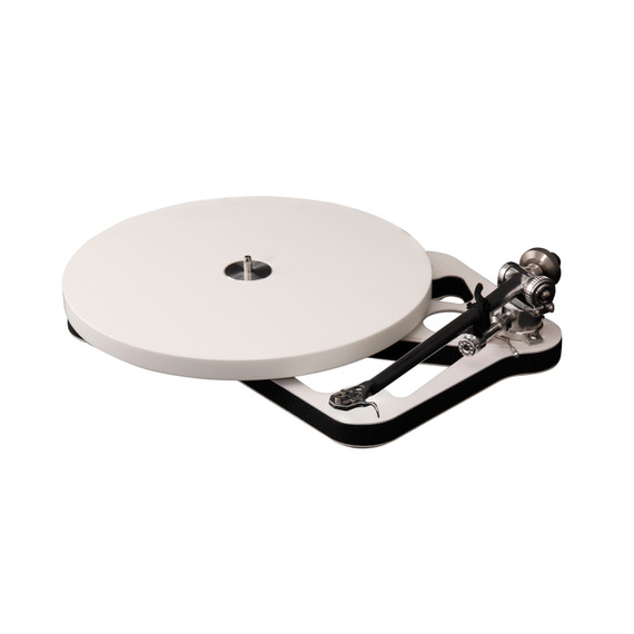 Angle image of Rega Planar 10 with no cartridge