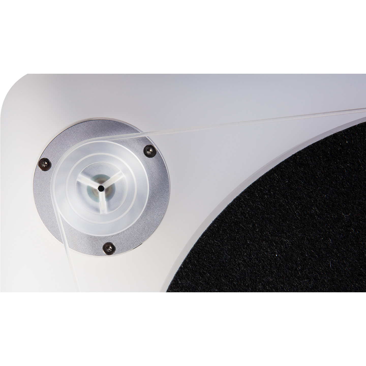 side corner of Marantz TT 15S1 Turntable