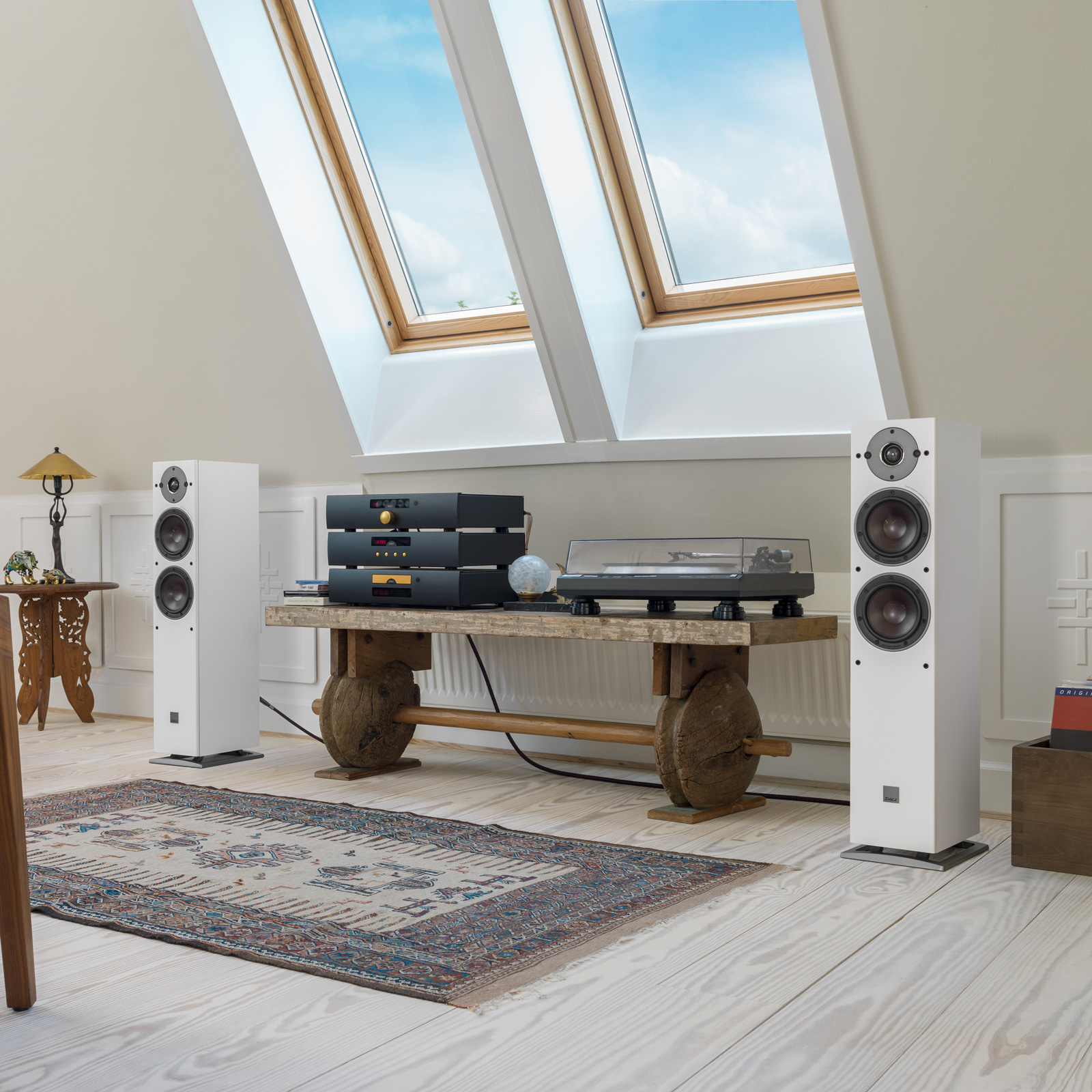 Home display of DALI Oberon 5 Floorstanding Speakers