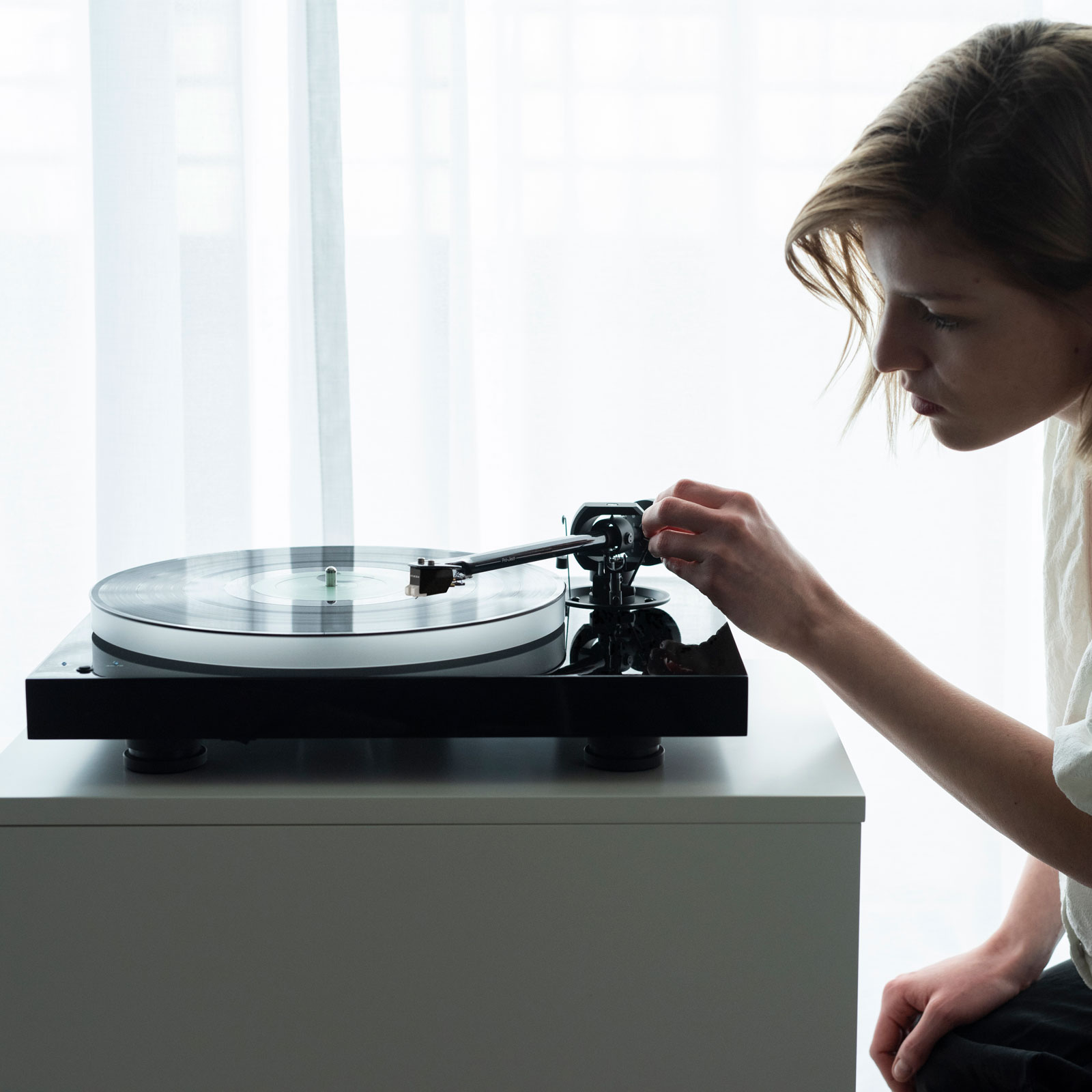 Home display of Pro-Ject X1 Turntable