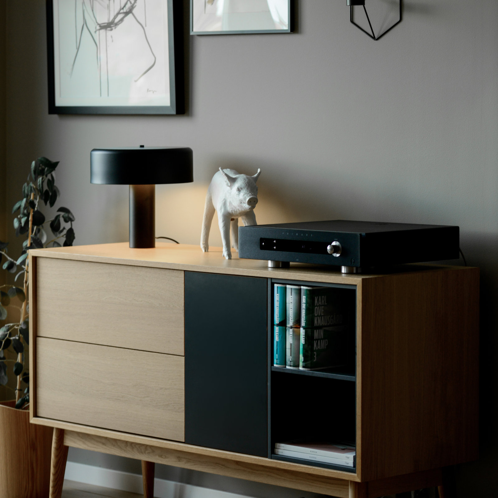 Primare I25 Integrated Amplifier - Titanium