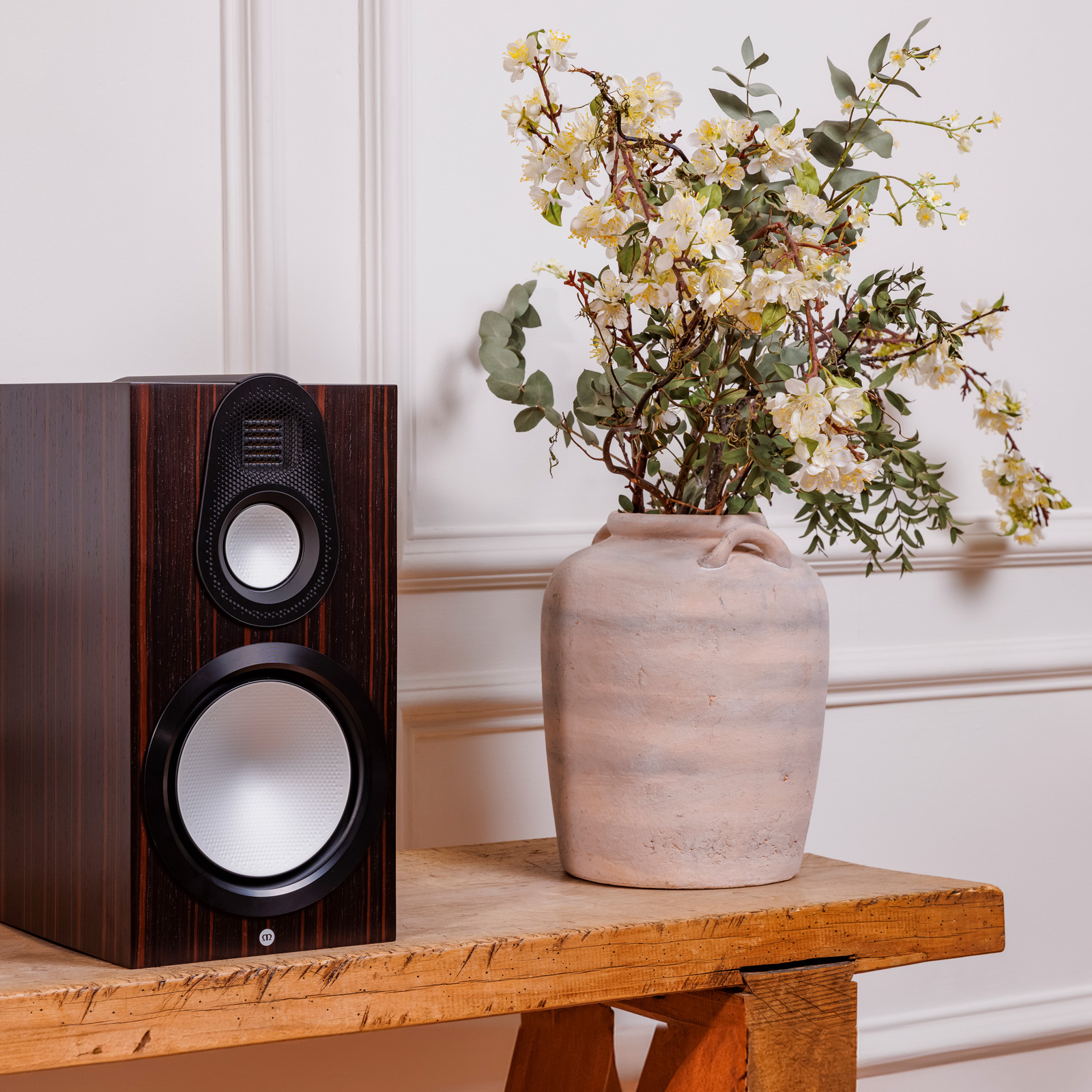 Monitor Audio Gold 100 ブラックスピーカー Monitor Audio Gold 100 6G (Gloss Black) Bookshelf speakers (Gloss