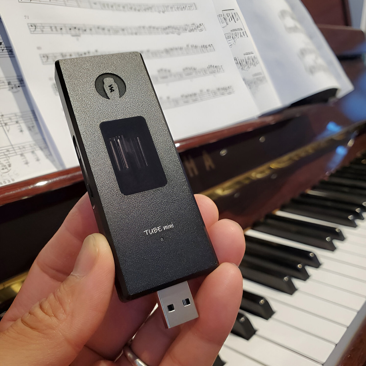 Woo Audio TUBE mini Balanced Headphone Amplifier and DAC - Black lifestyle view