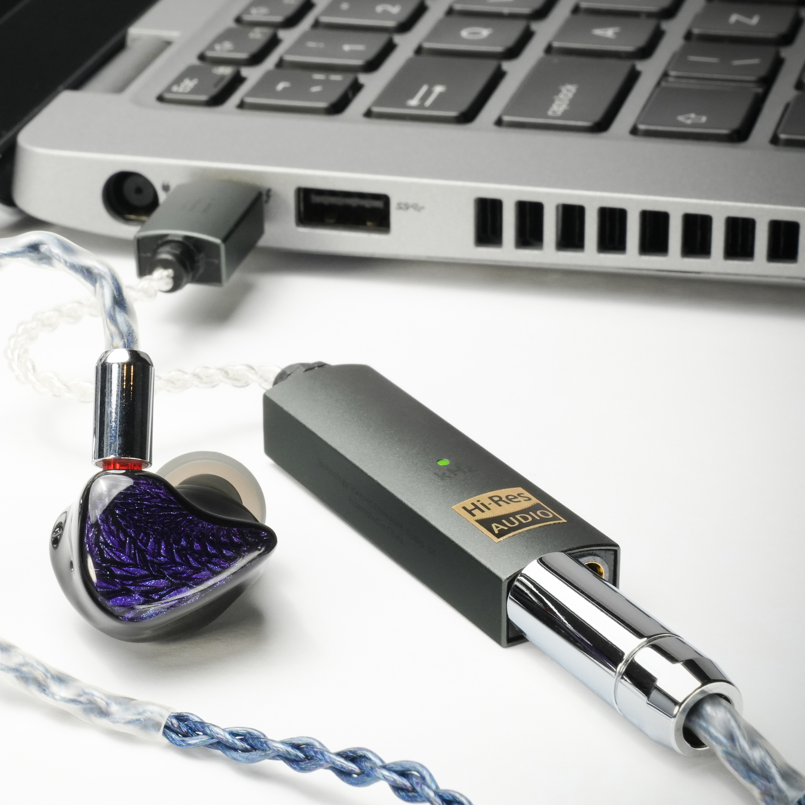 iFi GO link Max lifestyle