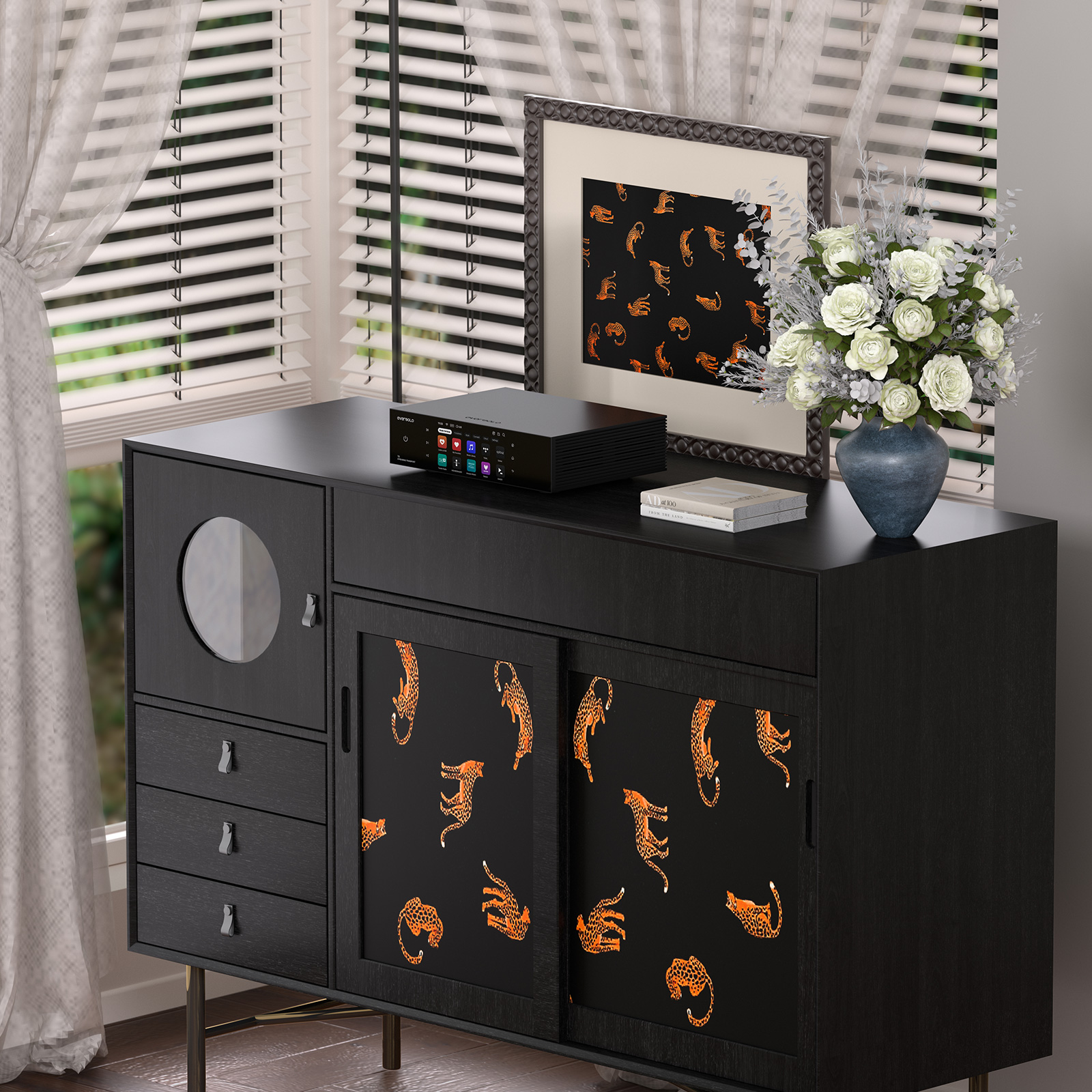 Lifestyle of EverSolo T8 Streaming Transport